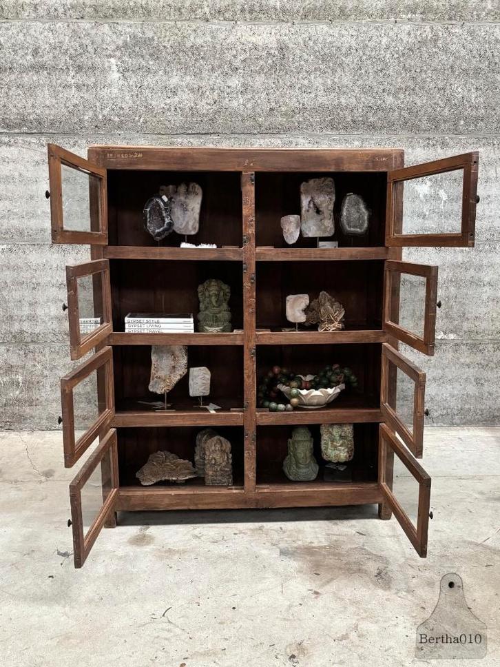 Antieke houten vitrinekast, 8 glazen deuren prachtige patina, Antiek en Kunst, Antiek | Meubels | Kasten, Ophalen of Verzenden