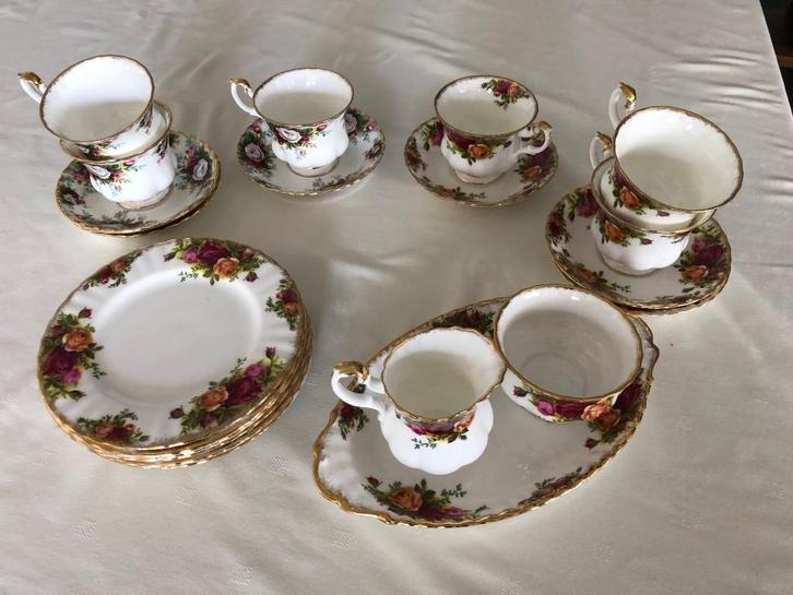 ROYAL ALBERT SERVIES, Antiek en Kunst, Antiek | Servies compleet, Ophalen