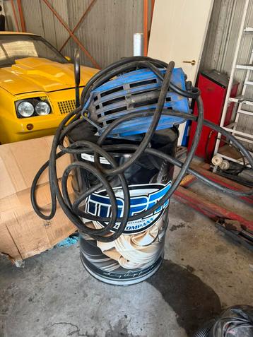 Olie vat 208l nog 20L  unit met pomp, Ophalen