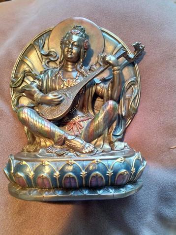Meditation gallery polystone /polyresin 15cm x12cm beschikbaar voor biedingen