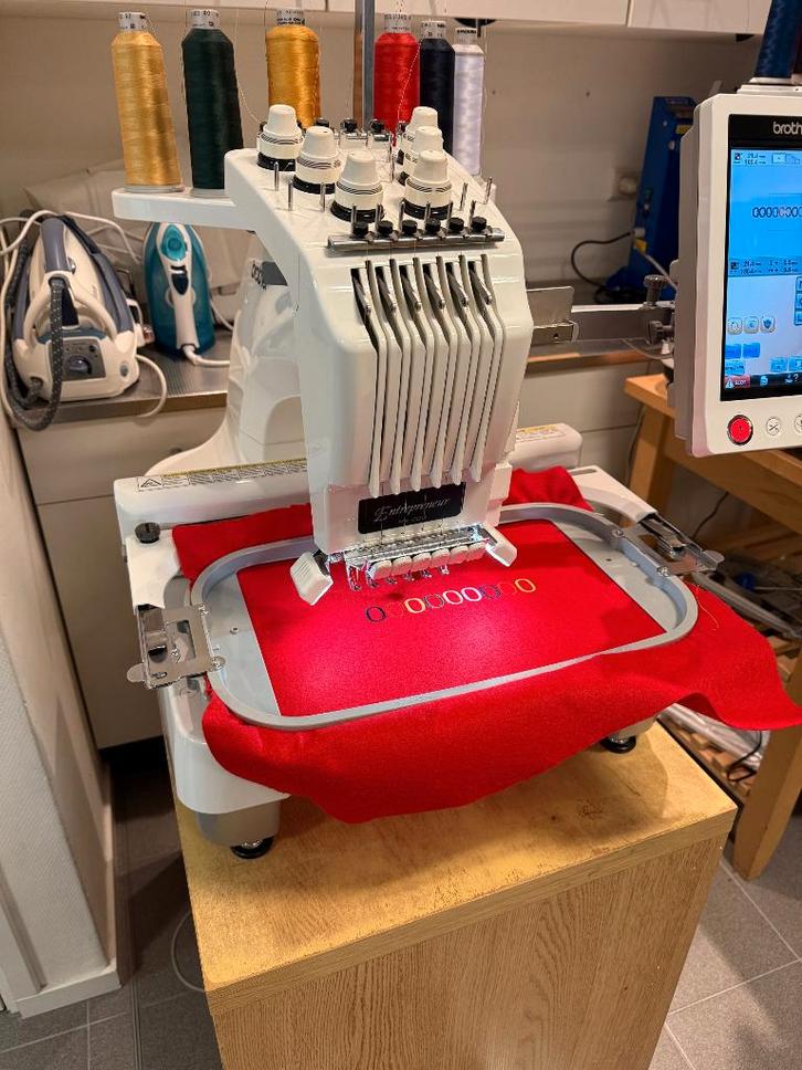 Borduurmachine BROTHER PR-650 Enterpreneur., Hobby & Loisirs créatifs, Broderie & Machines à broder, Utilisé, Machine à broder