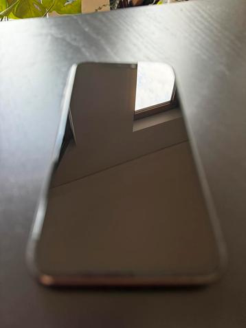 iPhone 11 128gb (max capacity 83%)  beschikbaar voor biedingen