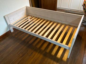 Basisbed Lifetime in whitewash. beschikbaar voor biedingen