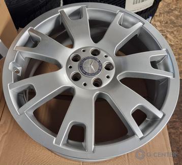 Mercedes-Benz C-klasse set van 4 velgen W204 A2044015202 Adv beschikbaar voor biedingen