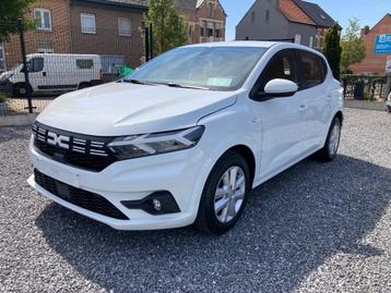 Dacia Sandero 1.0 benzine 2023 28000km AIRCO CC Garantie !!! beschikbaar voor biedingen