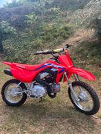 Honda 110 crf, Fietsen en Brommers, Ophalen, Zo goed als nieuw, Honda