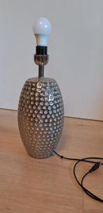 Mooie voet tafellamp, Huis en Inrichting, Ophalen