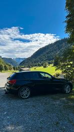 BMW 116i Urban Line, Auto's, BMW, Leder en Stof, Zwart, 5 deurs, Particulier