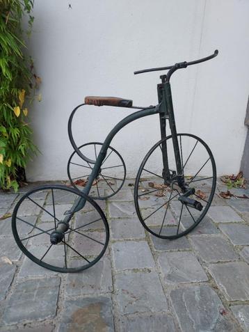tricycle ancien
