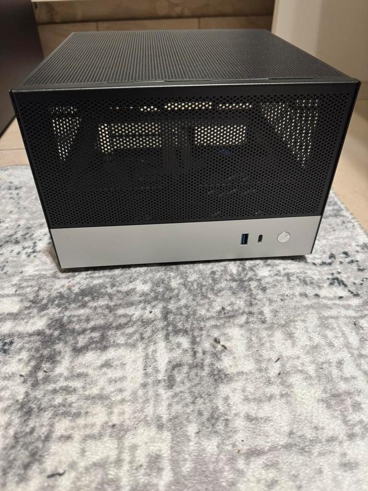 METALFISH T20 Mini ITX behuizing, Computers en Software, Computerbehuizingen, Zo goed als nieuw, Ophalen of Verzenden