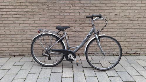 damesfiets stadsfiets lage instap, Fietsen en Brommers, Fietsen | Dames | Sportfietsen en Toerfietsen, Zo goed als nieuw, Minder dan 10 versnellingen