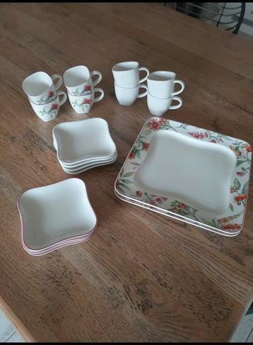 Espressotasjes en onderbordjes Villeroy & Boch
 beschikbaar voor biedingen