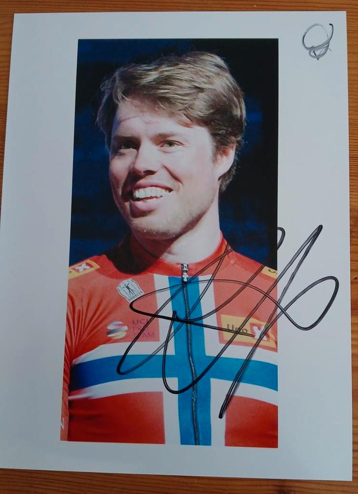Gesigneerde foto van Rasmus Tiller., Sport en Fitness, Wielrennen, Nieuw, Verzenden