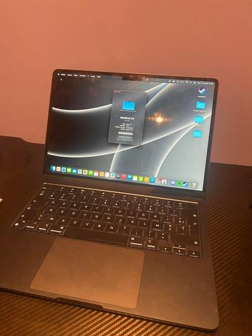Macbook 2022, 256 GB, 13 pouces, Comme neuf, Enlèvement