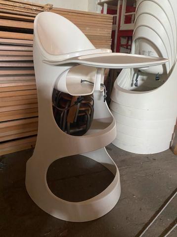 Kinderstoelen voor kinderen/baby's stapelbaar ontwerp beschikbaar voor biedingen