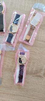 Lot Damesuurwerk met afbeelding van katjes 8 verschillende, Polshorloge, Overige materialen, Nieuw, Ophalen