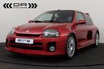 Renault Clio V6 3.0  UNICUM!! TOPSTAAT - BORDEAUX, 0 kg, 2946 cc, 0 kg, USB