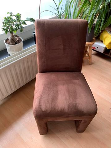 4 Suède zeteltjes/ stoelen te koop, Huis en Inrichting, Stoelen, Ophalen, Bruin