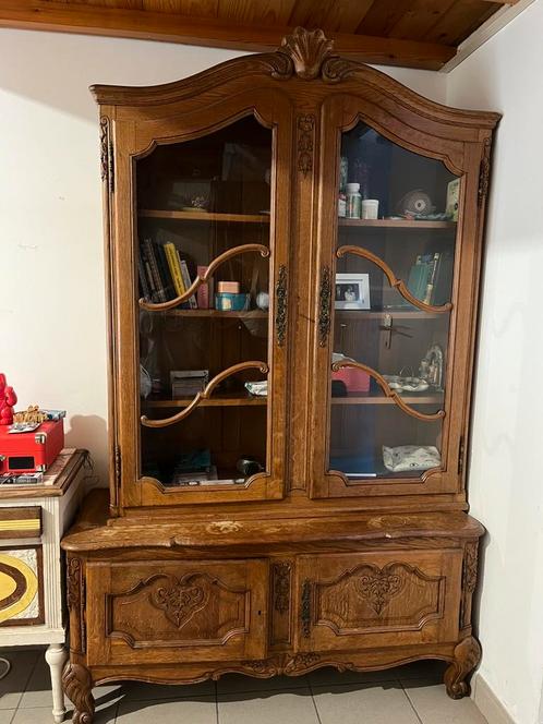 Antique Display Cabinet – Elegant Carved Wood, Antiek en Kunst, Antiek | Meubels | Kasten, Ophalen