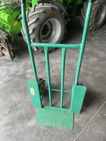 Steekkar, steekwagen, duvel beschikbaar voor biedingen