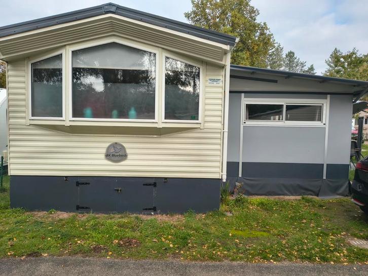 Stacaravan in een groene omgeving (Zavelbos), Caravans en Kamperen, Stacaravans, Ophalen of Verzenden