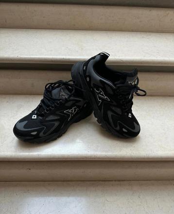 Luis Vuitton Runner Tatic Sneakers