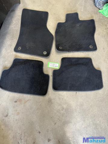 VW GOLF 7 Vloermat mattenset 2012-2020 beschikbaar voor biedingen