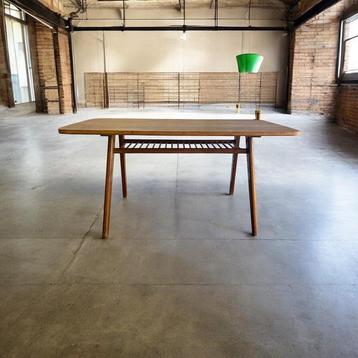 Vintage eettafel / tafel in Deense stijl  beschikbaar voor biedingen