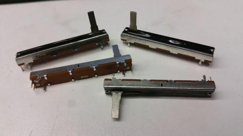 jw0851: schuifpotmeters 10K ohm B=lineair  ALPHA straight sl, Hobby en Vrije tijd, Elektronica-componenten, Gebruikt, Ophalen of Verzenden