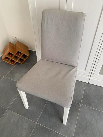 4 stoelen Bergmund ikea beschikbaar voor biedingen
