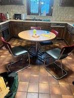 Ensemble table et chaise vintage, Enlèvement