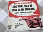 Vinyl 45 T THE NEW SEEKERS. Look what they’ve done to my so, 7 pouces, Enlèvement ou Envoi, Single