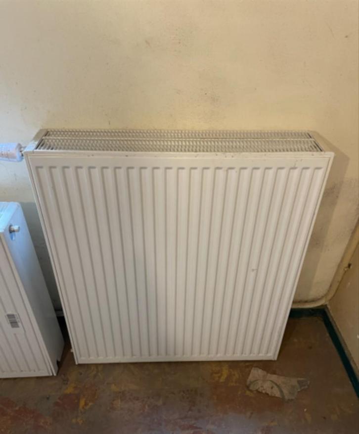 radiatoren (bijna nieuw), Doe-het-zelf en Bouw, Verwarming en Radiatoren, Zo goed als nieuw, Radiator, Ophalen