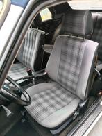 GEZOCHT,BMW E30 Hoofdsteunen uberkaro grijs, Auto-onderdelen, Ophalen, BMW