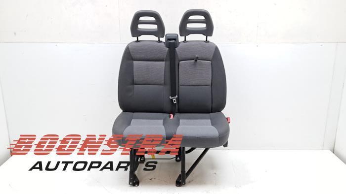 Bank rechts-voor van een Peugeot Boxer, Auto-onderdelen, Interieur en Bekleding, Peugeot, Gebruikt, 3 maanden garantie, Ophalen