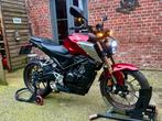 Om de Honda cb 125 r in beslag te nemen, Motoren, Particulier, 125 cc, 11 kW of minder, 1 cilinder