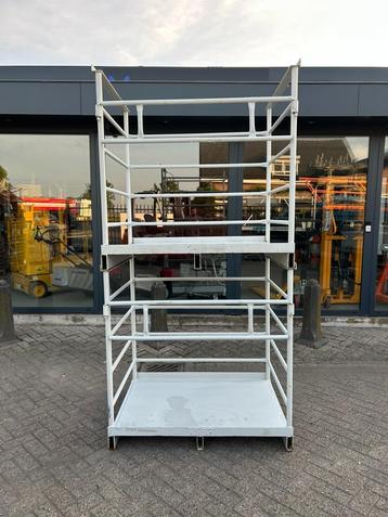 Stalen stapelbak/stapelkrat/stapelrek/stapelrack 120x90CM beschikbaar voor biedingen