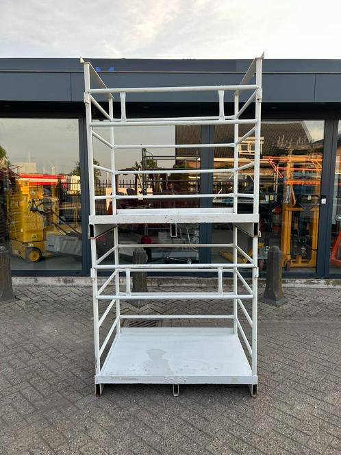 Stalen stapelbak/stapelkrat/stapelrek/stapelrack 120x90CM, Doe-het-zelf en Bouw, Kratten en Dozen, Gebruikt, Krat, 100 cm of meer