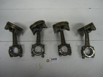 R1 2004 - 2006 Yamaha Motorblok onderdelen Pistons D1-19810 beschikbaar voor biedingen