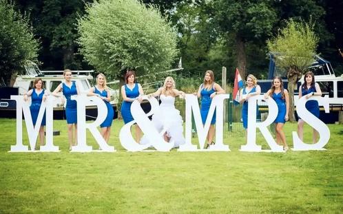Mr&mrs bruiloft letters decoratie eyecatcher groot, Hobby en Vrije tijd, Feestartikelen | Verhuur, Ophalen