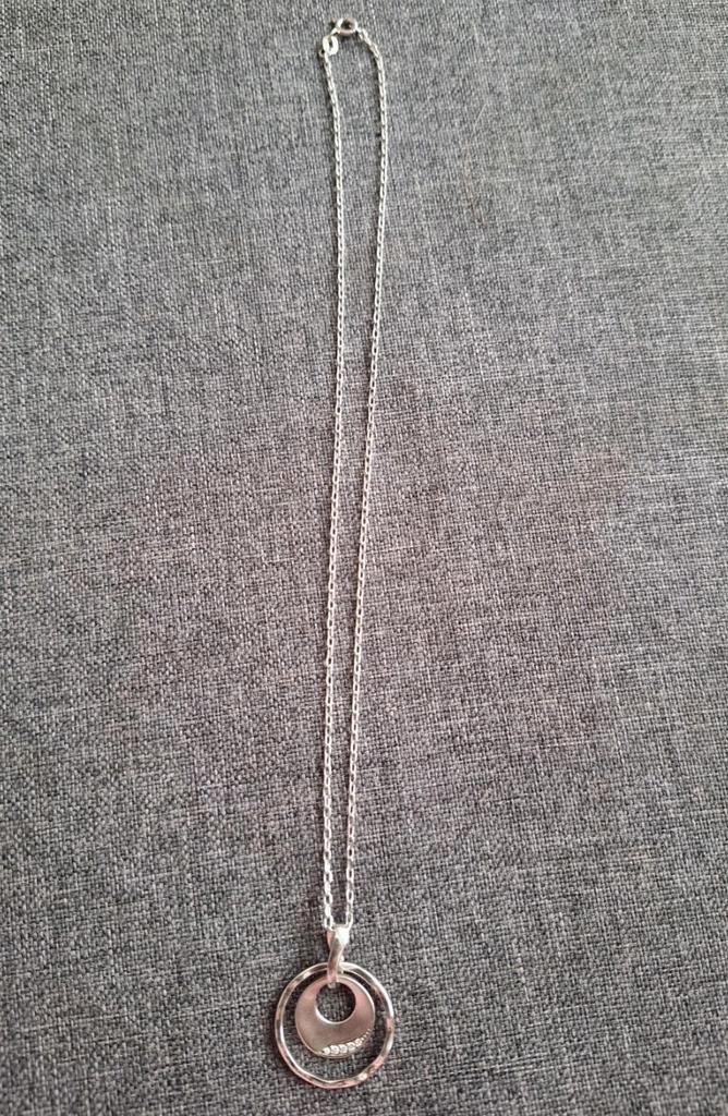 Collier en argent sterling, Bijoux, Sacs & Beauté, Colliers, Comme neuf, Argent, Argent, Enlèvement ou Envoi