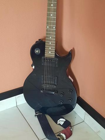 Elektrisch gitar beschikbaar voor biedingen