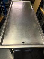 Inox tafel met water afloop, Ophalen, Zo goed als nieuw