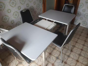 Uitschuifbare tafel 120-160x80 + 4 stoelen beschikbaar voor biedingen