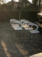 8 barstoelen met rugleuning, witte harde plastiek uitvoering, Ophalen, Gebruikt, Kunststof