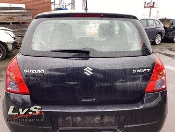 Achterklep van een Suzuki Swift (ZJ3) beschikbaar voor biedingen