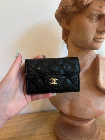 Luxe portemonnee beschikbaar voor biedingen