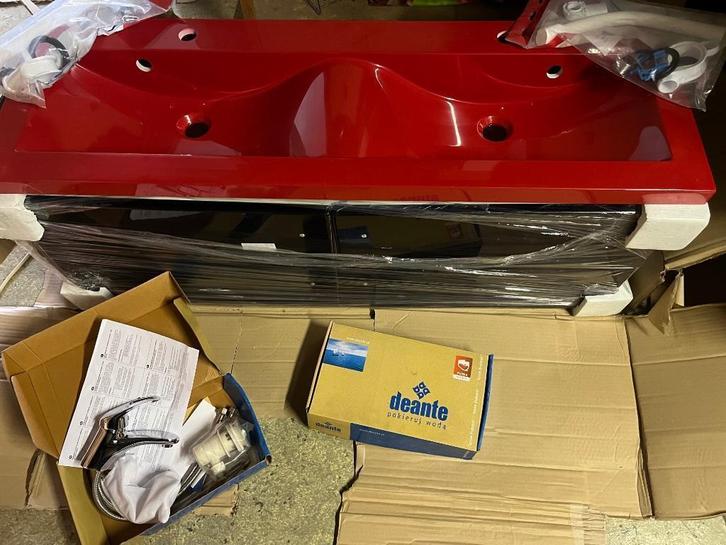 Ensemble salle de bain, Maison & Meubles, Salle de bain | Meubles de Salle de bain, Neuf, Enlèvement