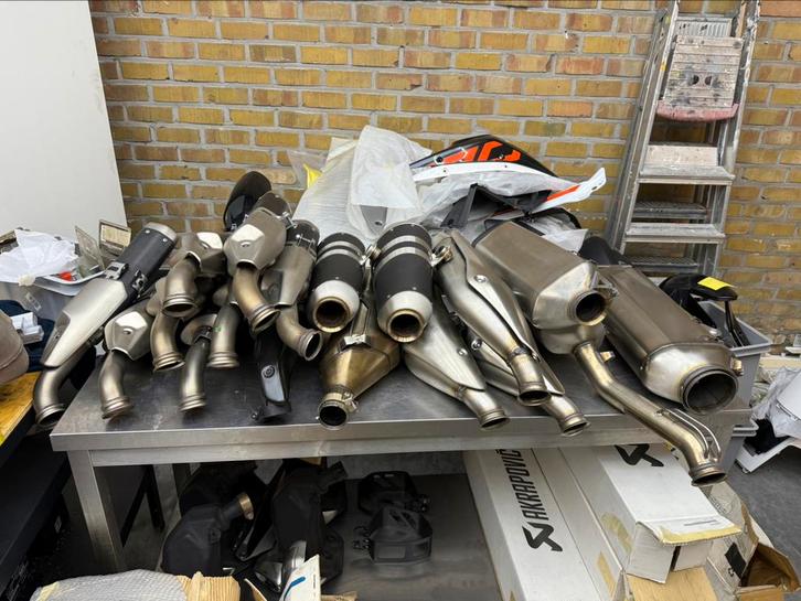 KTM Uitlaten duke adventure 125 790 890 SMT 1290, Motos, Pièces | Toutes-marques, Utilisé, Enlèvement