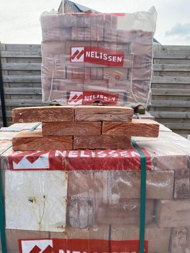 Gevelstenen nellissen, Doe-het-zelf en Bouw, Metselstenen, Nieuw, Bakstenen, Ophalen
